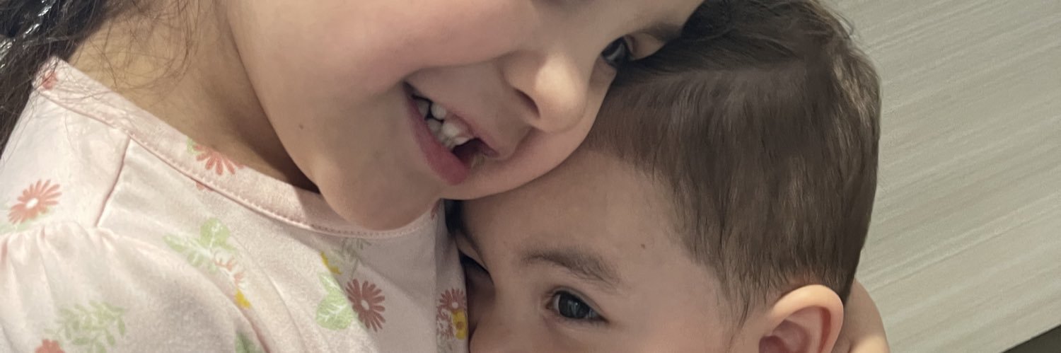 _reynajulissa's profile banner image