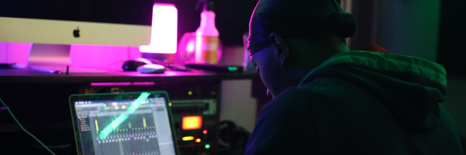 JayYough's profile banner image