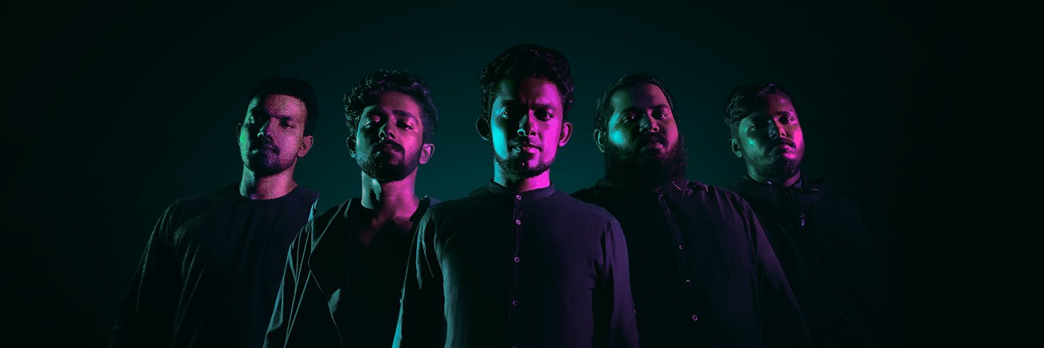 Le Charles Blue banner