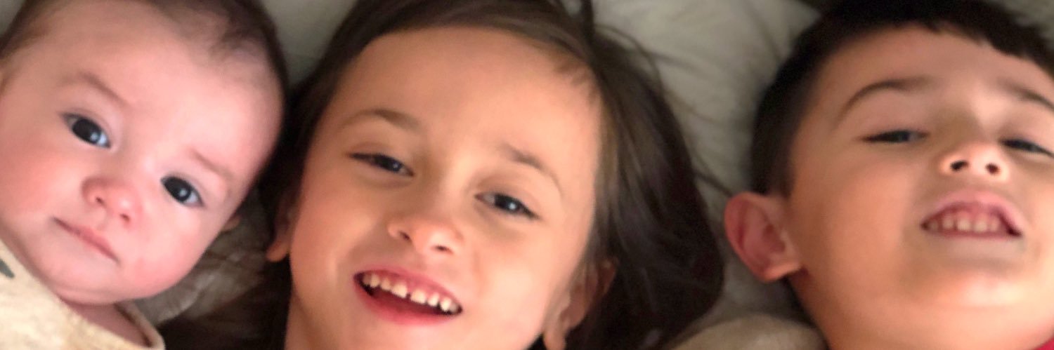 logancombs's profile banner image