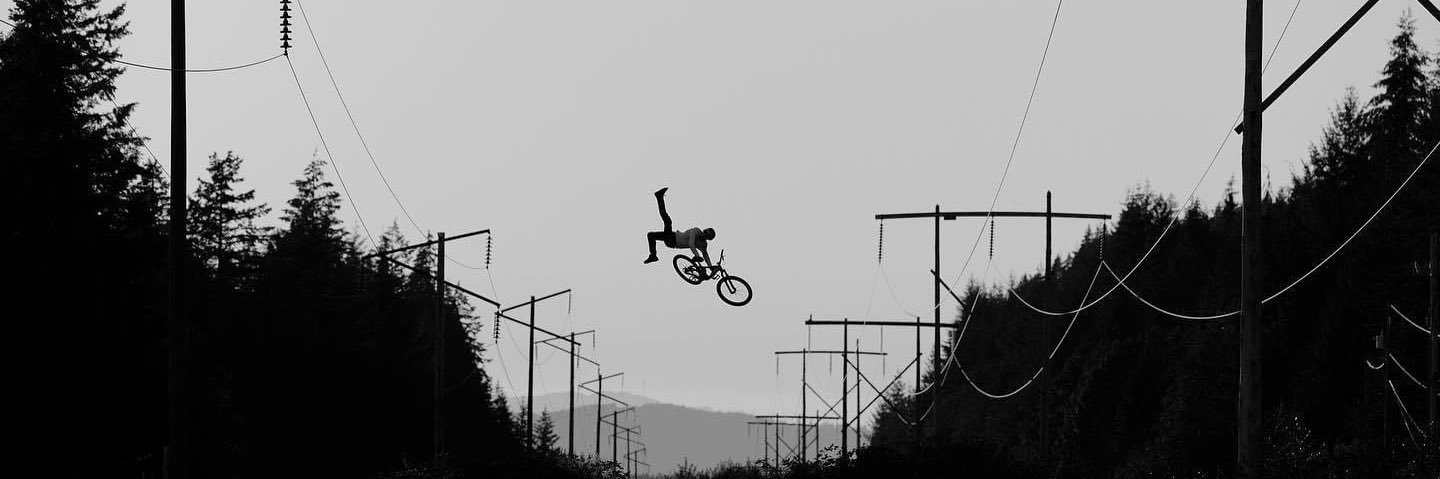 parachaa_43's profile banner image