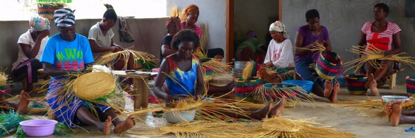 em_malco_ Profile Banner