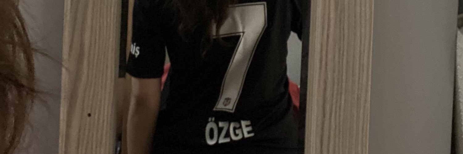 özge banner