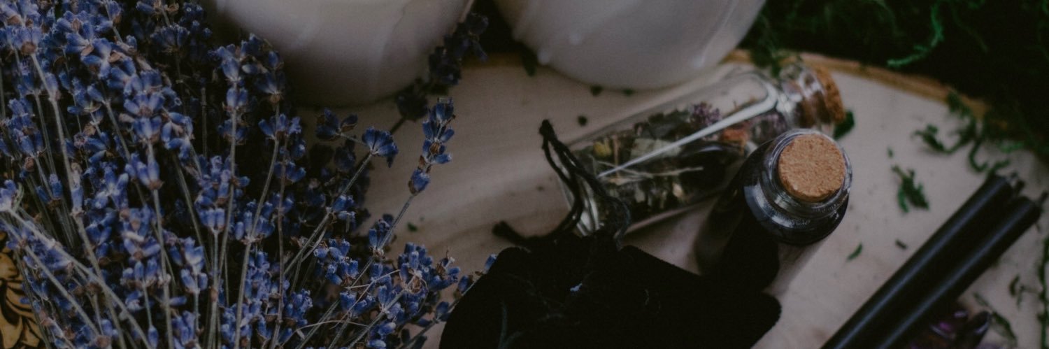 lex 🌙's banner