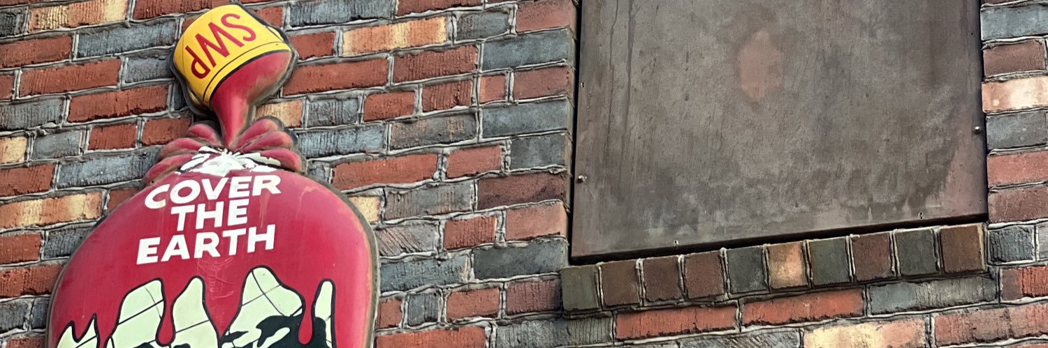 momeeeeee_7's profile banner image