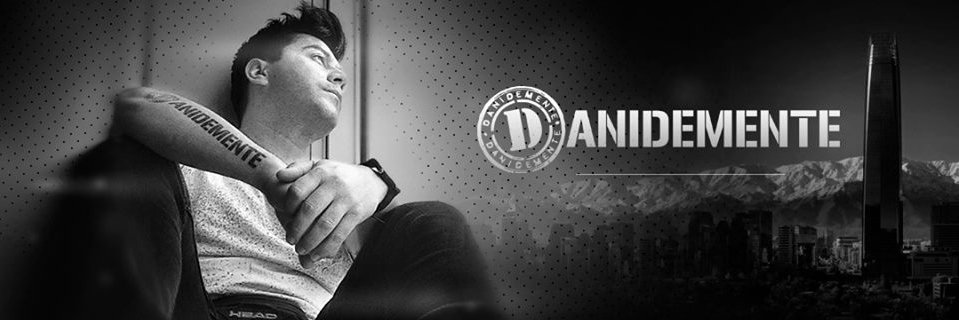 danidemente's profile banner image