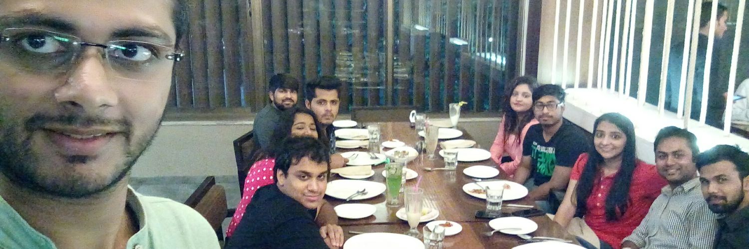 vickyduvani's profile banner image