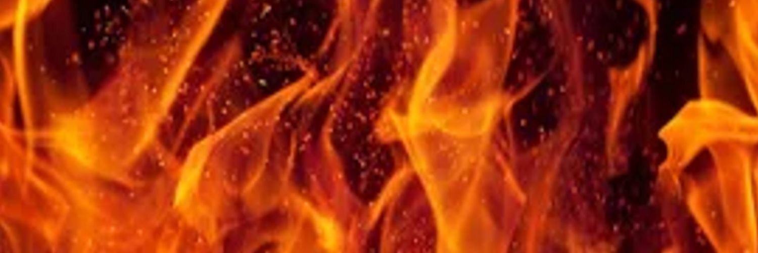 esnanai's profile banner image