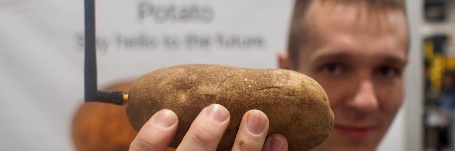 Nicolas qui part banner