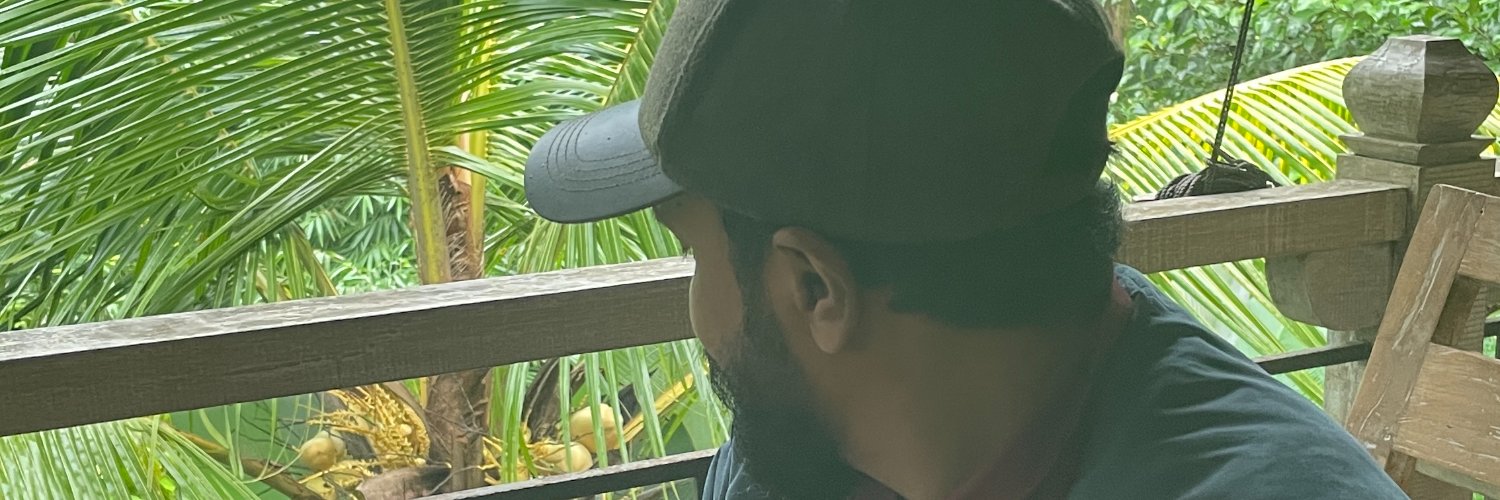 Liki🧑🏼‍💻 banner