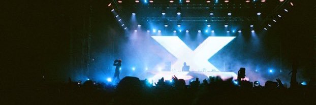 * banner