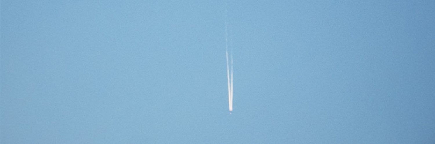 comet__ banner
