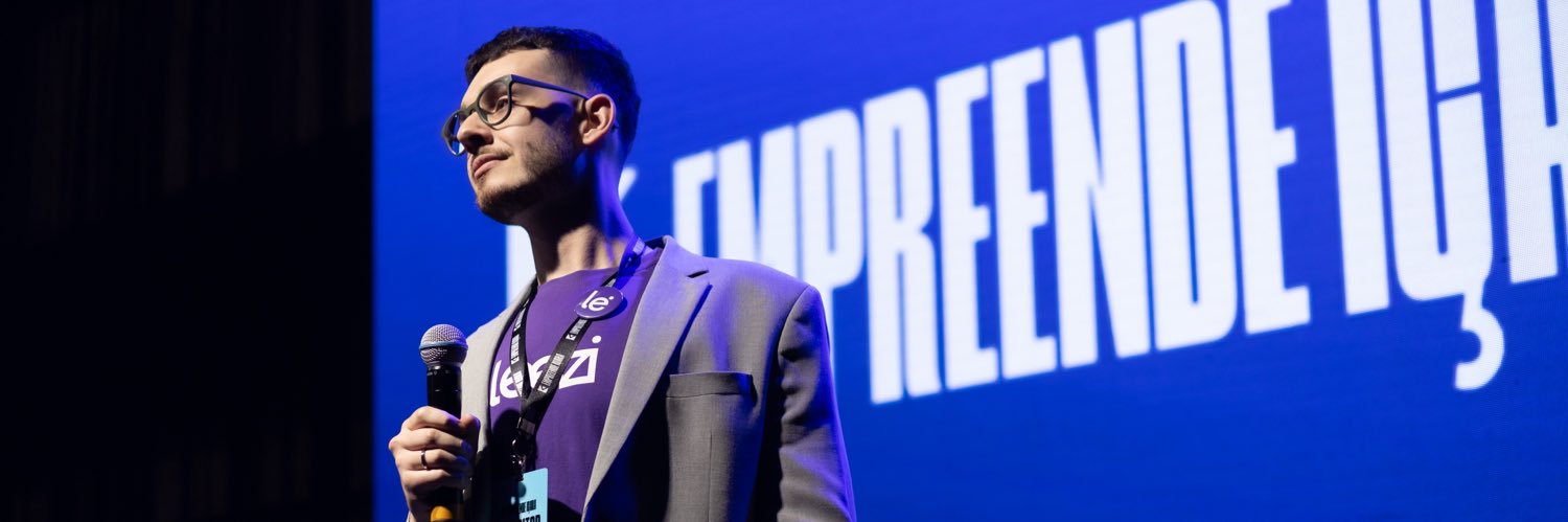 leopqsim's profile banner image