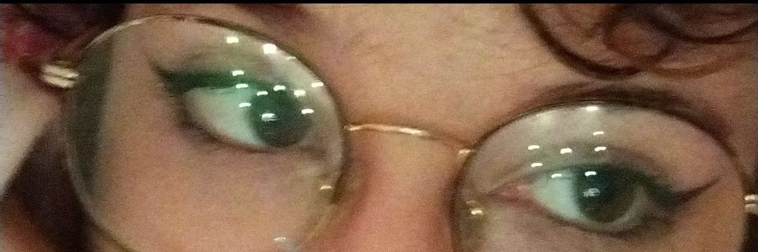 claraddmm's profile banner image