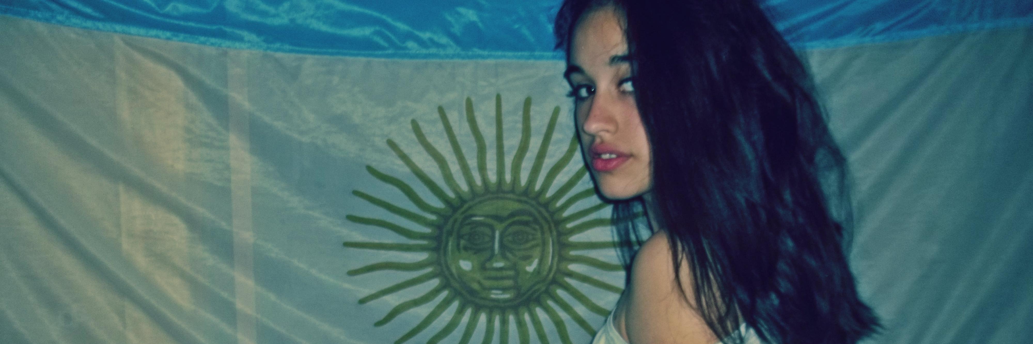 Daiana Ferreira banner