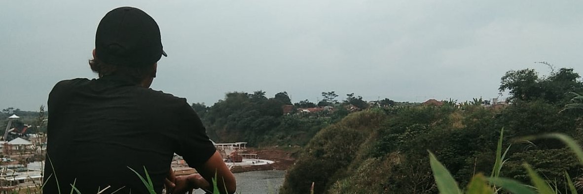 VWattanasin's profile banner image