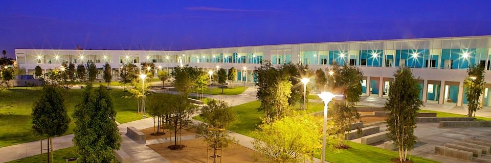 Leuzinger High School banner