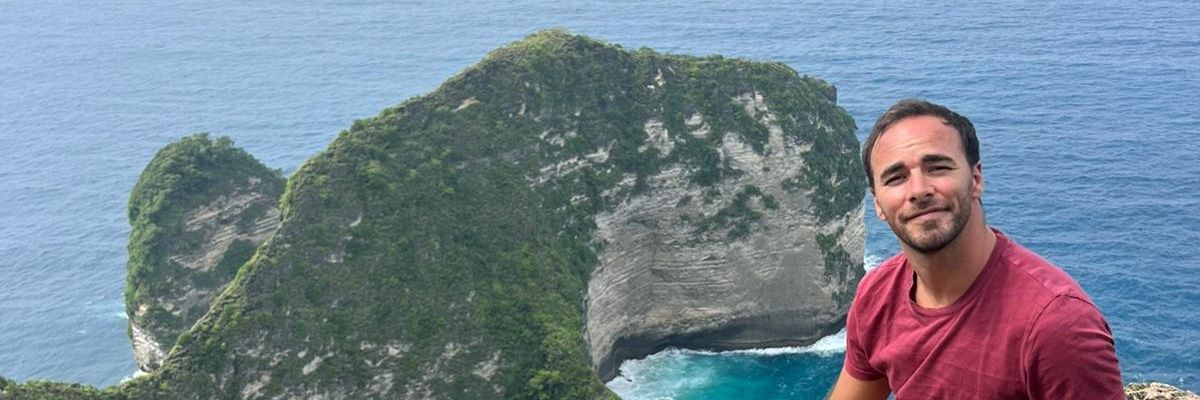 BerniSabat's profile banner image