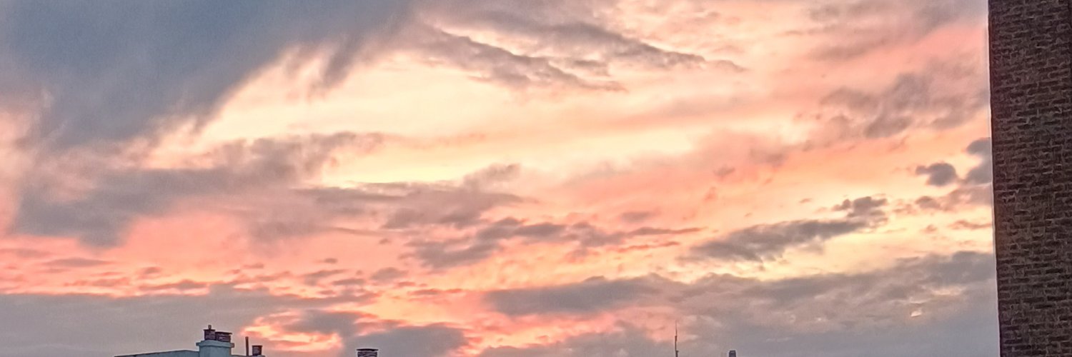 Atovar52's profile banner image