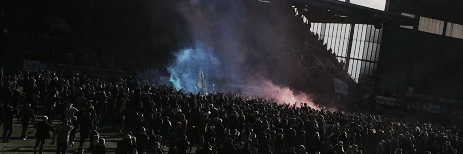 luckyliamscott's profile banner image