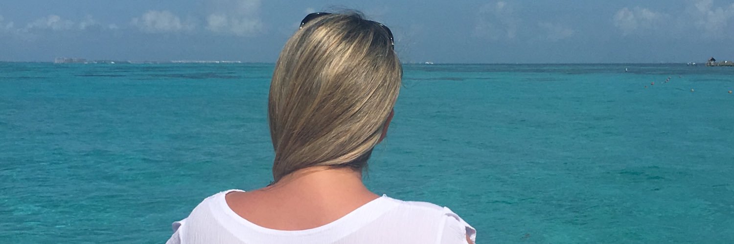 LizFontess's profile banner image