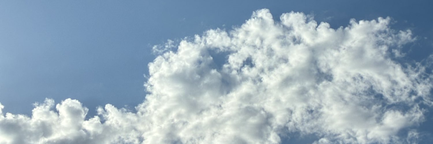 ぷか月（海に浮かぶ月） banner