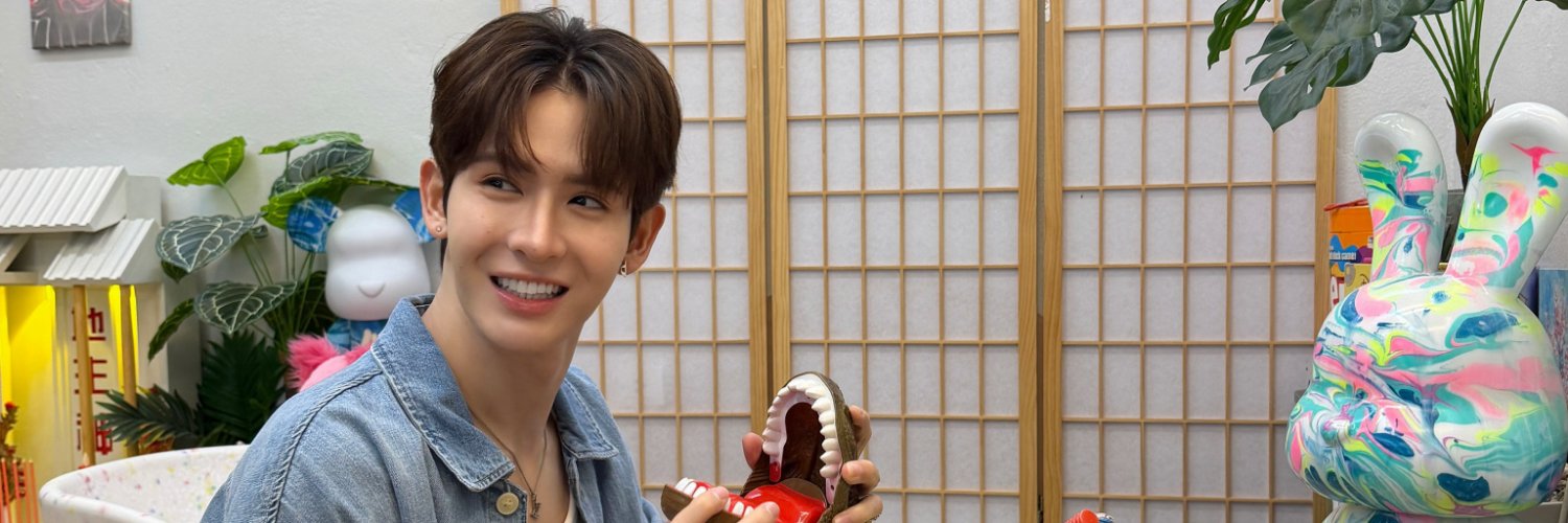 KrokLook's profile banner image