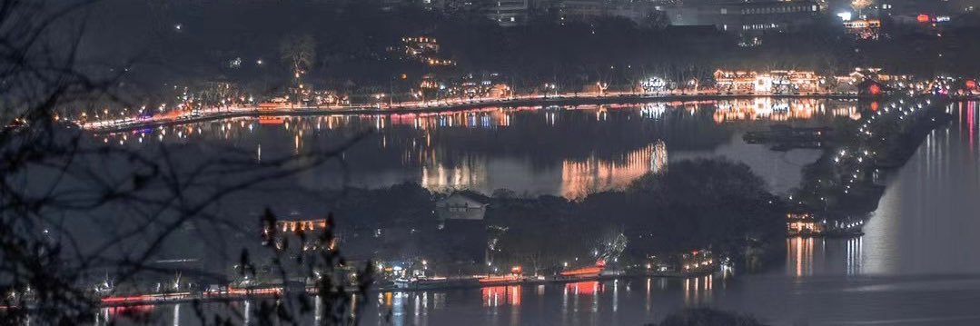 奔跑的小羊 banner