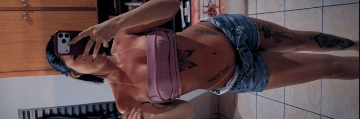 aquariana_nat's profile banner image