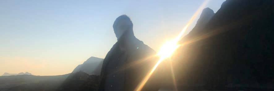 taeerom's profile banner image