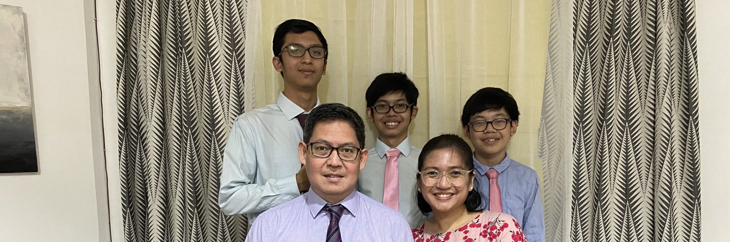 HilaryaMiraflor's profile banner image