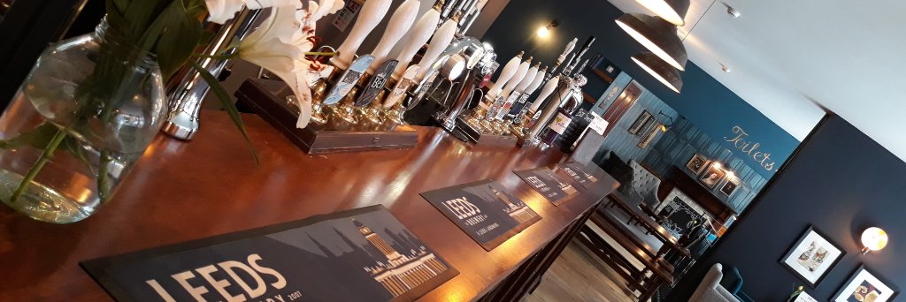 Crowd of Favours banner