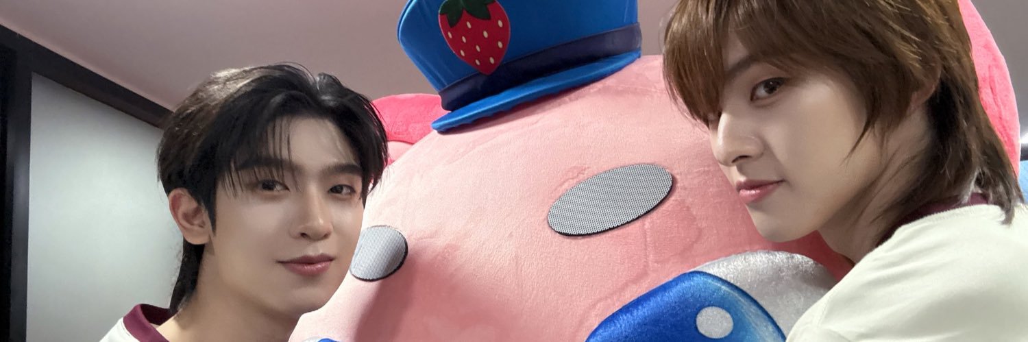 namfar137's profile banner image