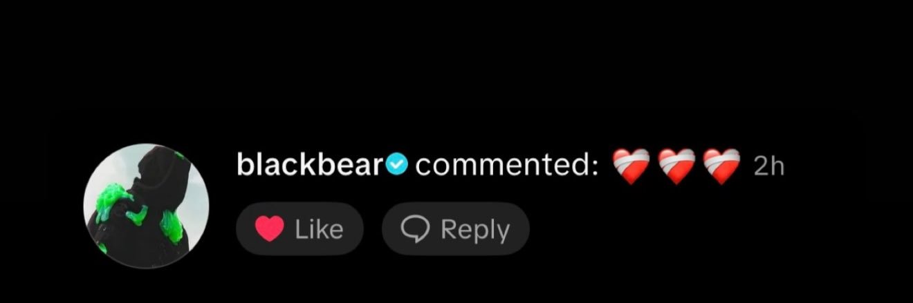 🦋 laura kira 🦋 banner