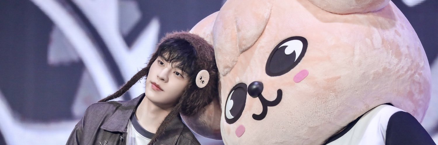 M.int 🍒 banner