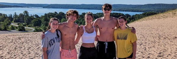 AbbyReck Profile Banner
