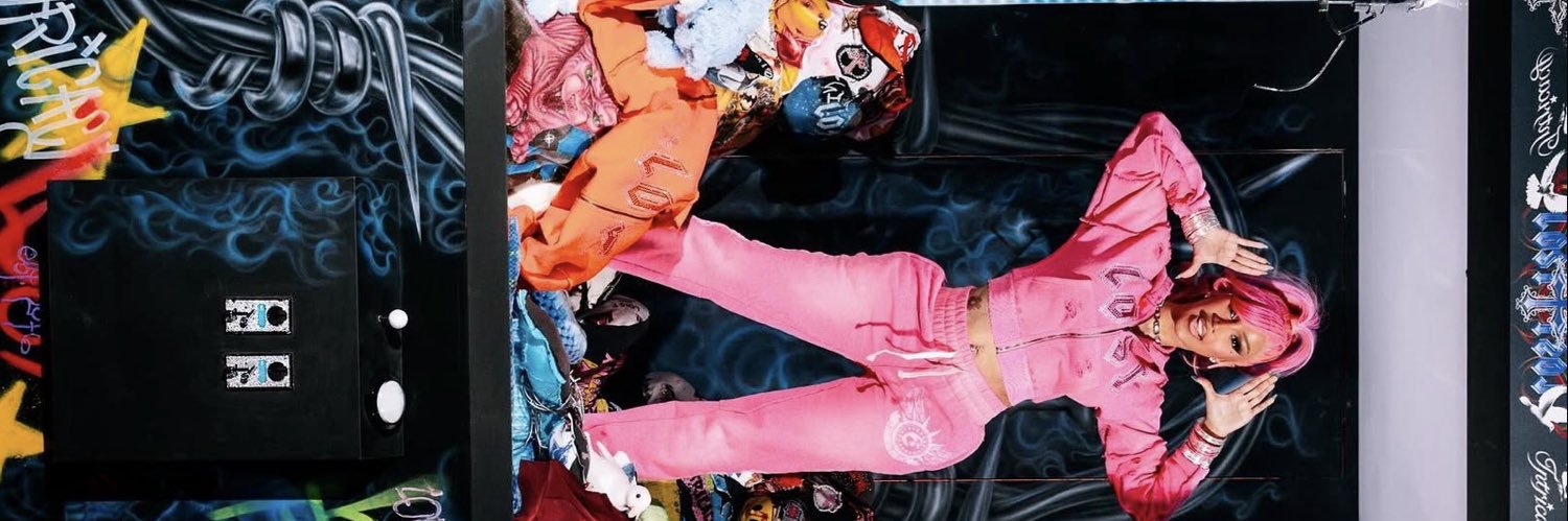 ⁺˚b𝔞𝔯𝔡𝔦 . com banner