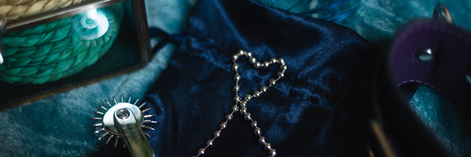 Déesse Slan 🦋 (La sainte noire) banner