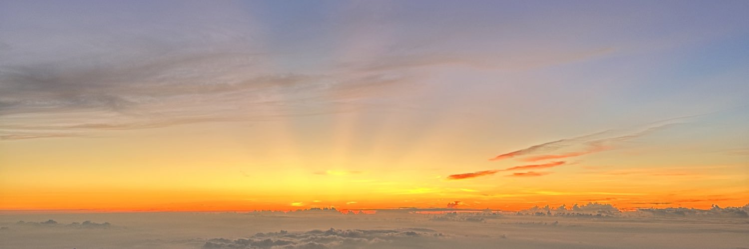 tshr0903's profile banner image