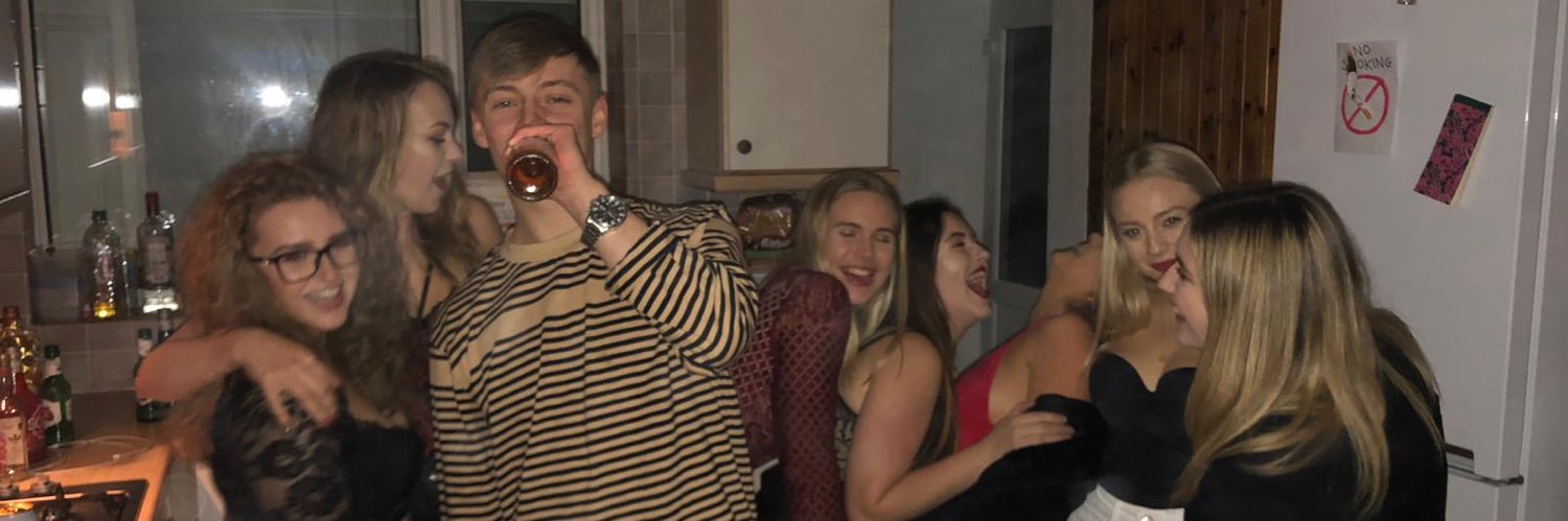 darcEy banner