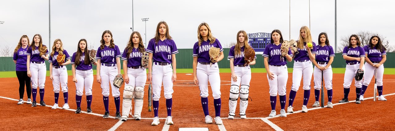 Anna Coyote Softball banner