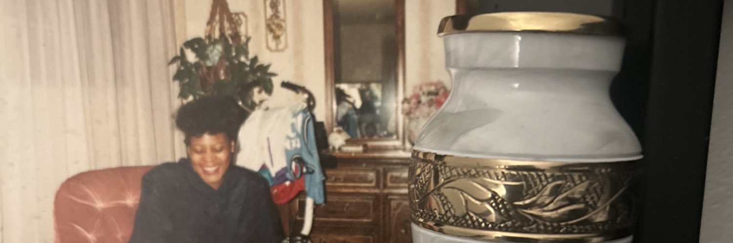 🎁's banner