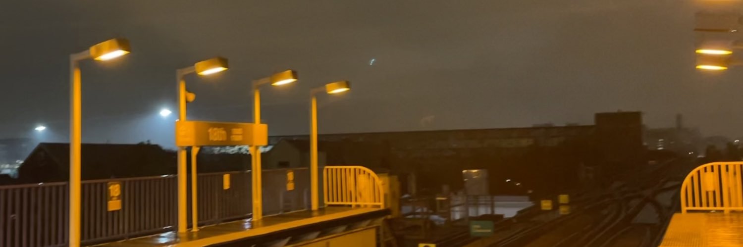 andrexivy's profile banner image