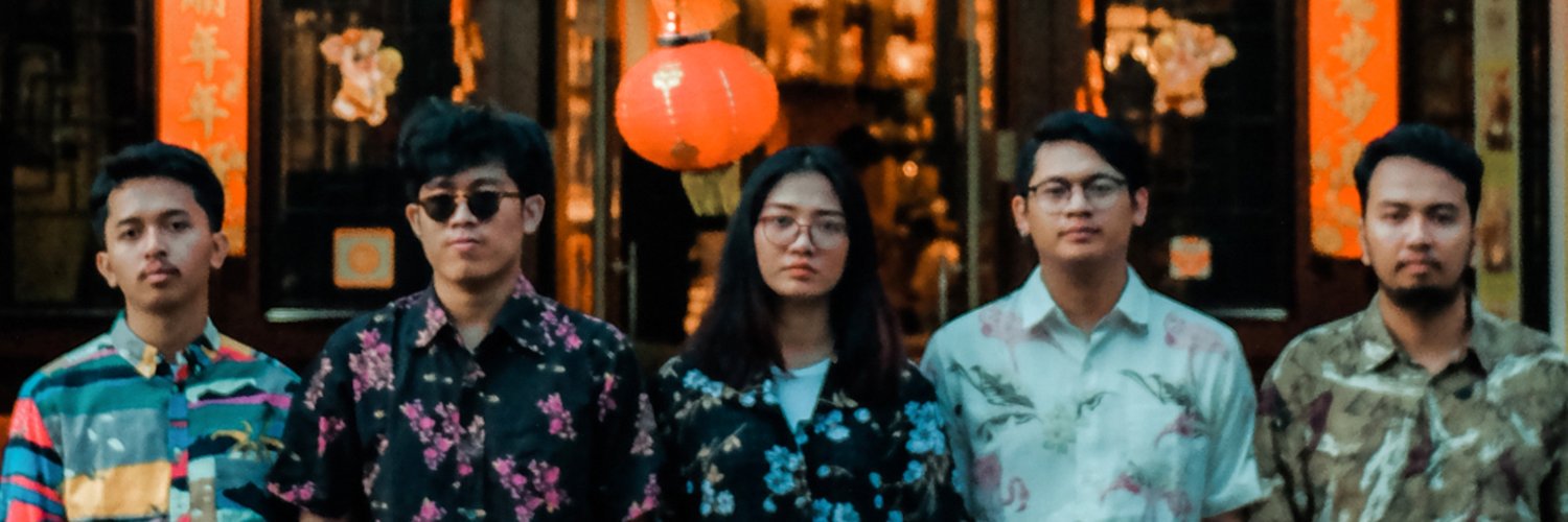 𝐌𝐄𝐑𝐘 𝐂𝐄𝐋𝐄𝐒𝐓𝐄 banner