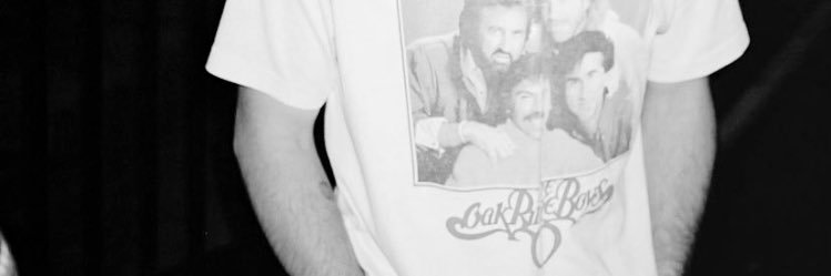 nnvibin's profile banner image