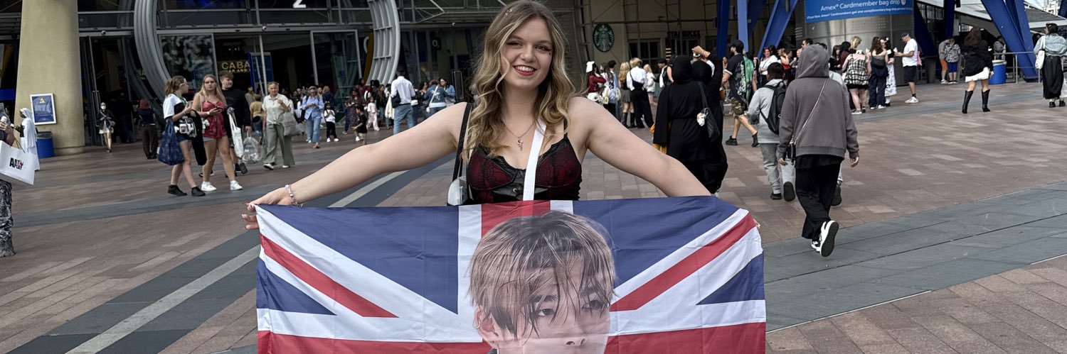 evie ⁷ ENHYPEN IS 7 banner