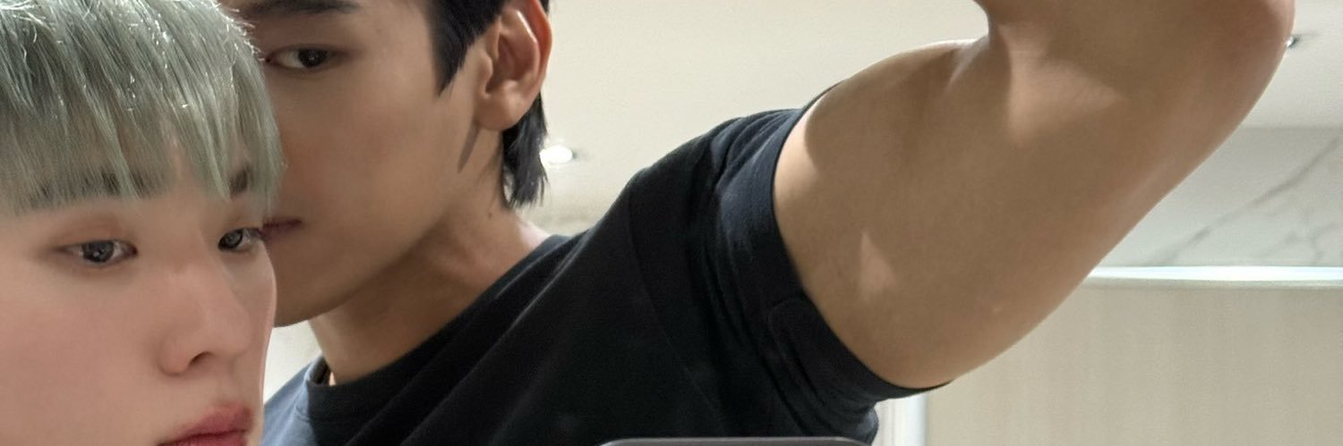 👑 banner