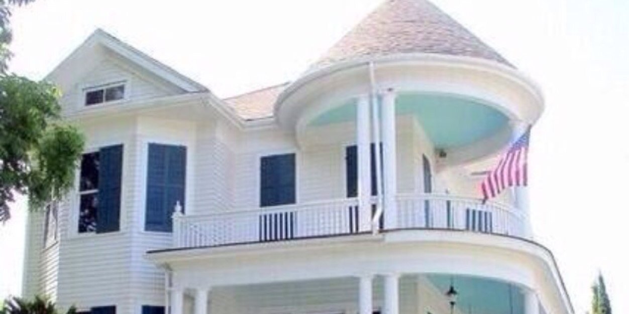 Alliegivens28's profile banner image