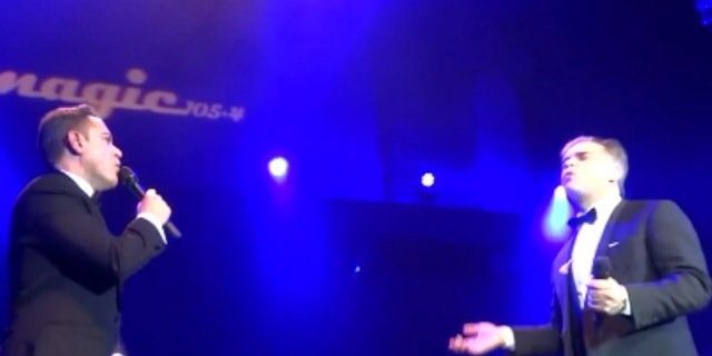 MaximumRobbie banner