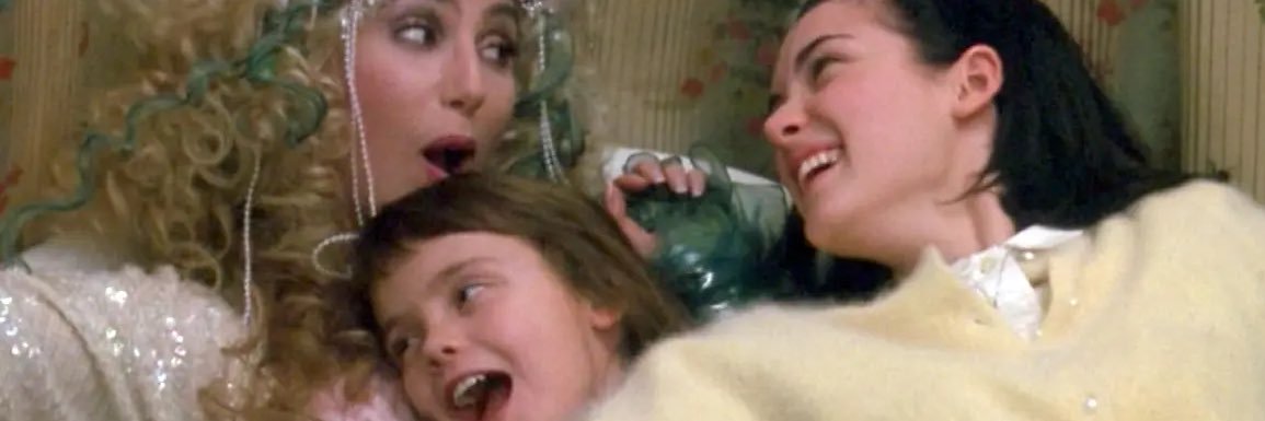 aure of the woods banner